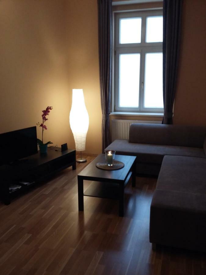Angel Apartment Nr 4 Near To The Center 프라하 외부 사진